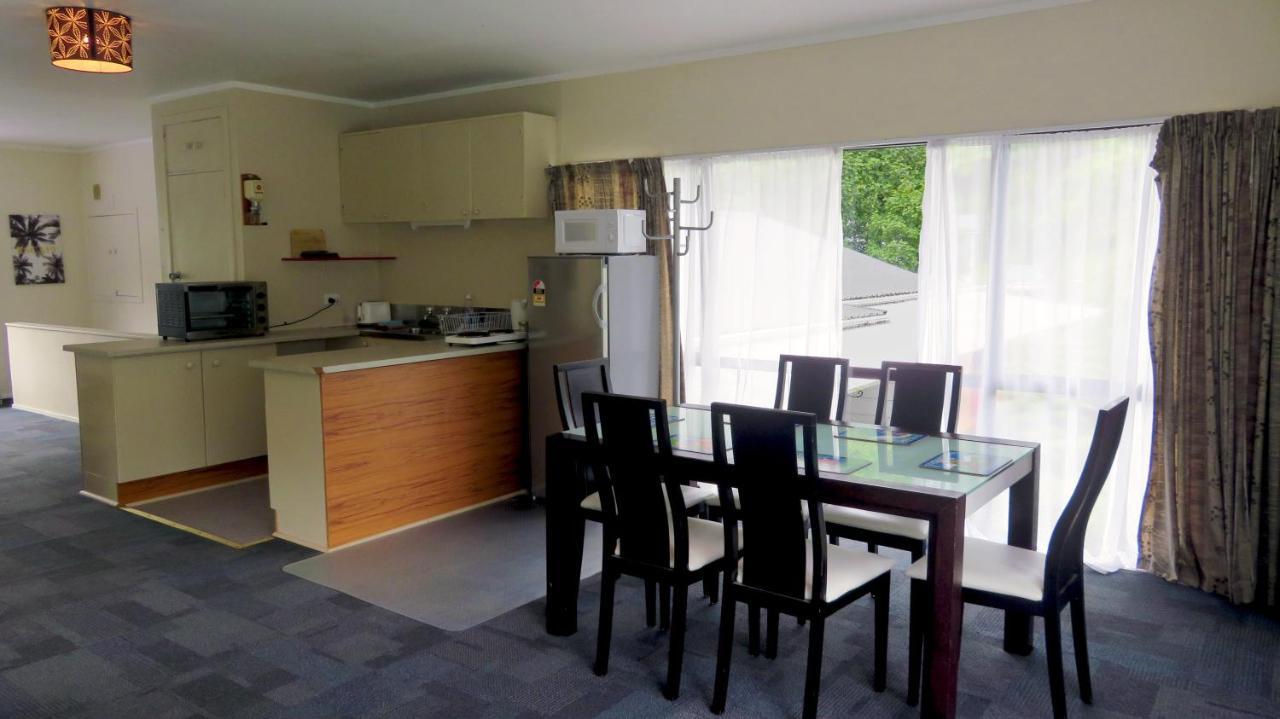 Riverside Accommodation Karangahake Exterior foto