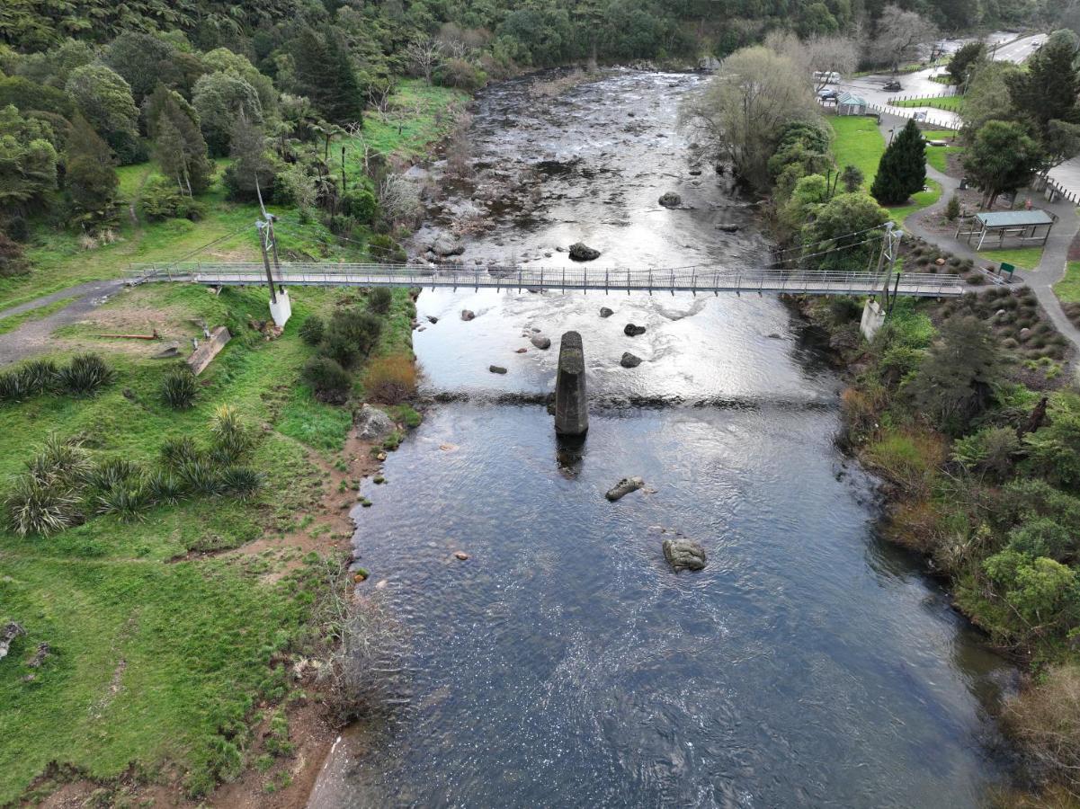 Riverside Accommodation Karangahake Exterior foto
