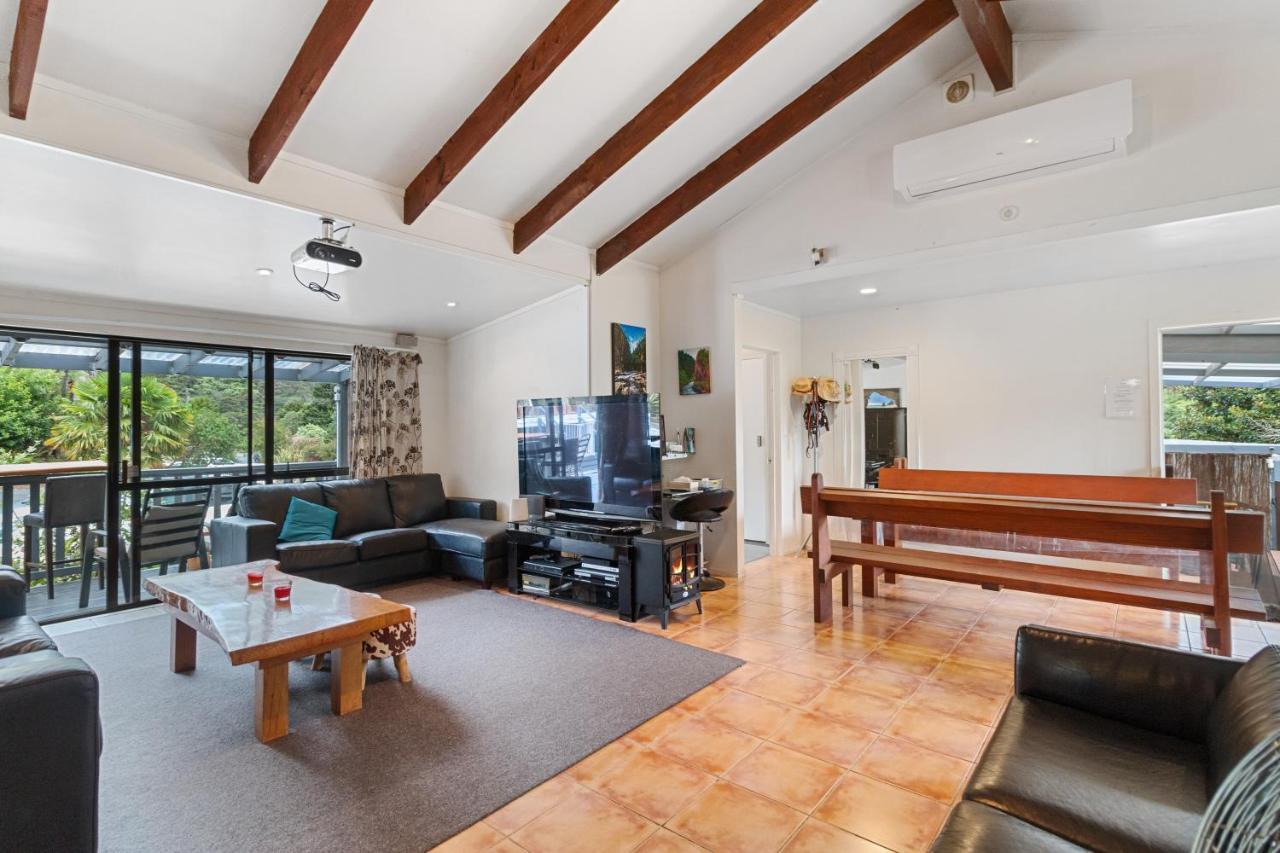 Riverside Accommodation Karangahake Exterior foto