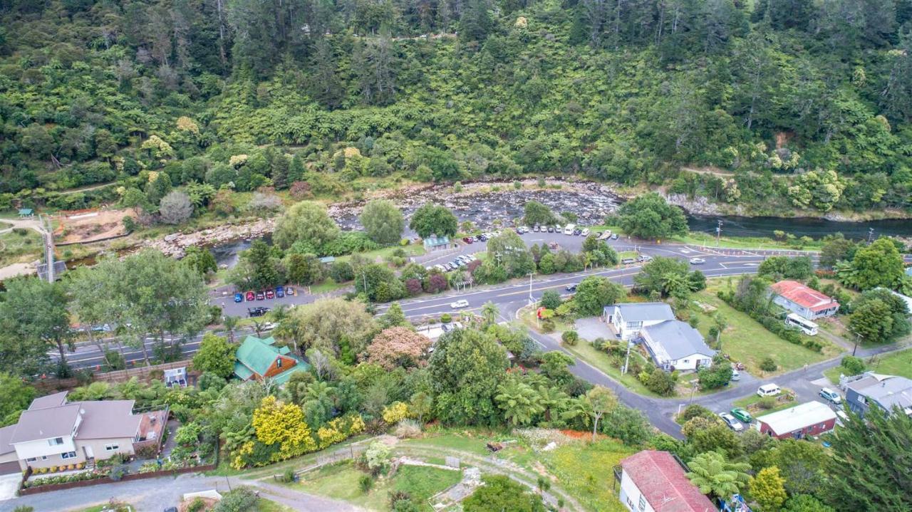 Riverside Accommodation Karangahake Exterior foto